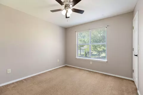 Bedroom - 115 Stacy St, Branson, MO 65616 photo 5 of 6