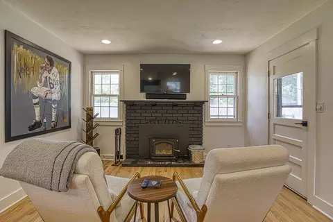 Living - 2516 S Rogers Ave, Springfield, MO 65804 photo 1 of 3