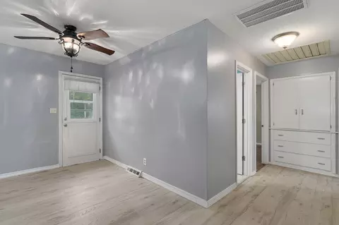 Entry Way - 2619 E Division St, Springfield, MO 65803 photo 1 of 2
