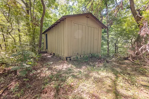 Exterior - 4439 E Fox Bluff Ln, Springfield, MO 65809 photo 11 of 13