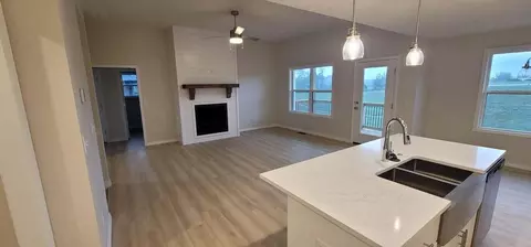 625 W Arbor Glenn Dr, Nixa, MO 65714 photo 3