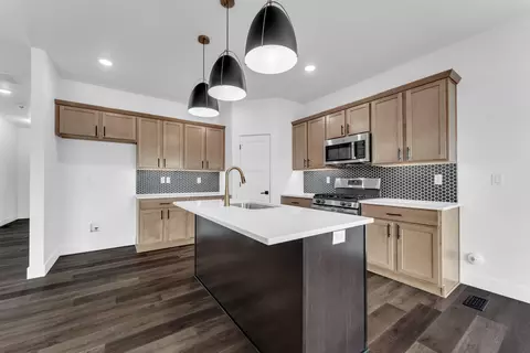 Kitchen - 2617 W Goldfinch Dr, Ozark, MO 65721 photo 2 of 4