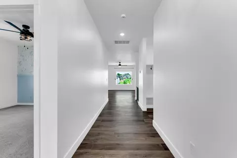 Entry Way - 2617 W Goldfinch Dr, Ozark, MO 65721 photo 3 of 7