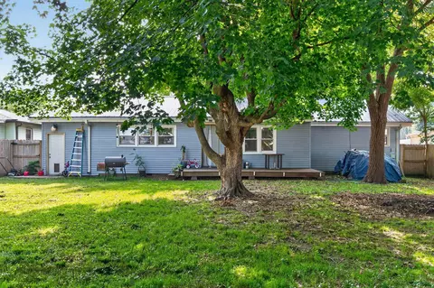 Exterior - 203 S Burton Ave, Springfield, MO 65802 photo 5 of 6