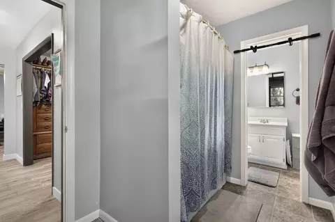 Entry Way - 203 S Burton Ave, Springfield, MO 65802 photo 3 of 3
