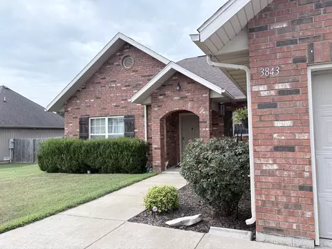 Exterior - 3843 W Cloverleaf Ter, Battlefield, MO 65619 photo 6 of 10