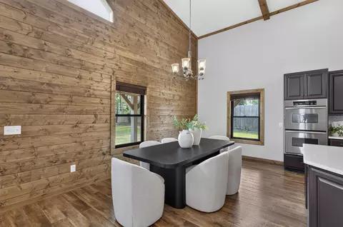 Dining - 250 Aviation Ave, Ozark, MO 65721 photo 1 of 1