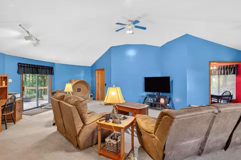 Living - 218 Reno Hollow Rd, Spokane, MO 65754 photo 2 of 5