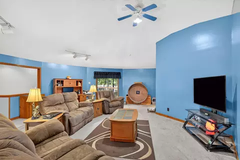 Living - 218 Reno Hollow Rd, Spokane, MO 65754 photo 4 of 5