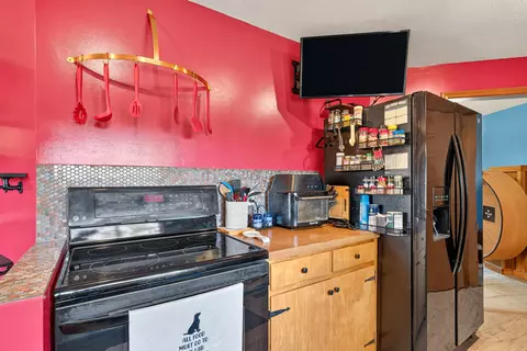 Kitchen - 218 Reno Hollow Rd, Spokane, MO 65754 photo 2 of 4