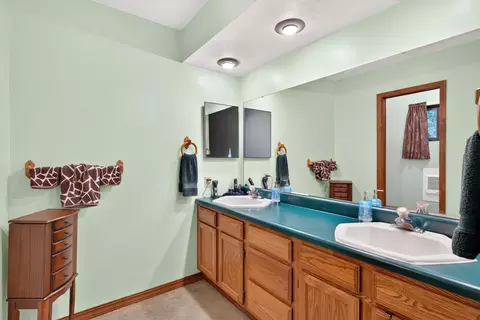 Bath - 218 Reno Hollow Rd, Spokane, MO 65754 photo 2 of 5