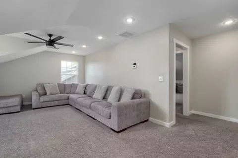 Entry Way - 676 Greer Ave, Nixa, MO 65714 photo 5 of 5