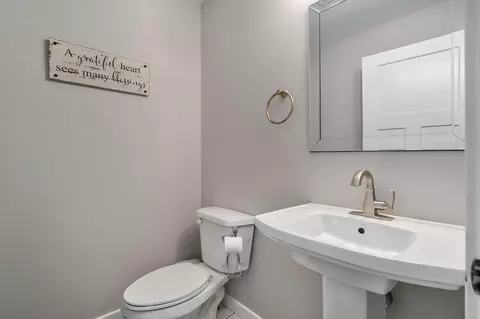 Bath - 676 Greer Ave, Nixa, MO 65714 photo 5 of 6