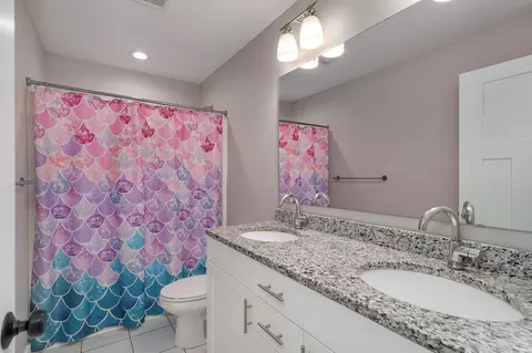 Bath - 676 Greer Ave, Nixa, MO 65714 photo 1 of 6