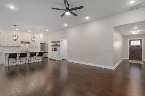 Entry Way - 676 Greer Ave, Nixa, MO 65714 photo 2 of 5