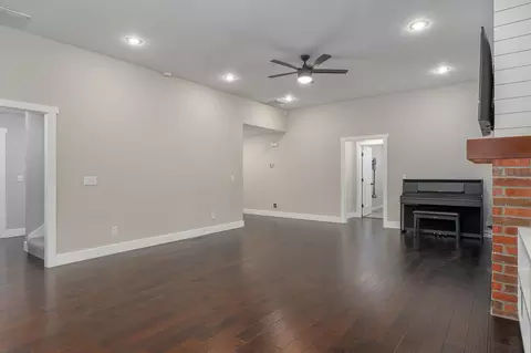 Living - 676 Greer Ave, Nixa, MO 65714 photo 2 of 2