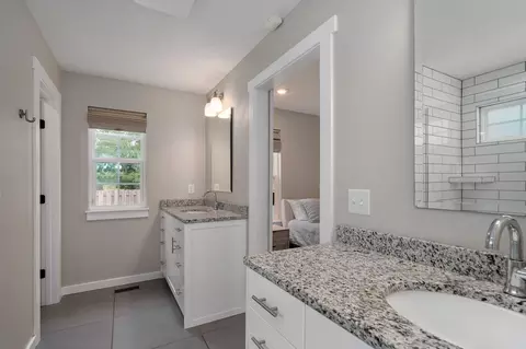 Bath - 676 Greer Ave, Nixa, MO 65714 photo 3 of 6