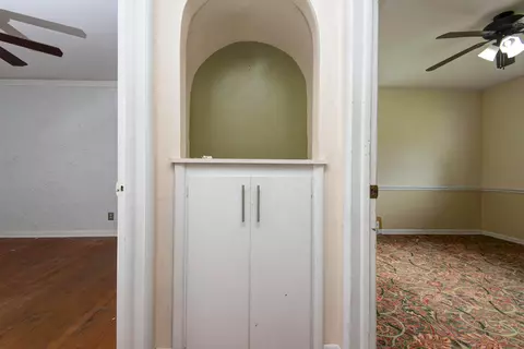 Entry Way - 2619 E Stanford St, Springfield, MO 65804 photo 1 of 1