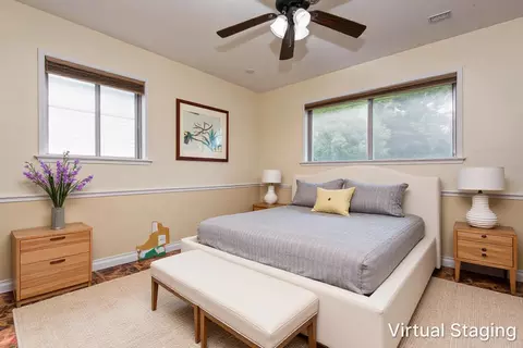Bedroom - 2619 E Stanford St, Springfield, MO 65804 photo 4 of 5