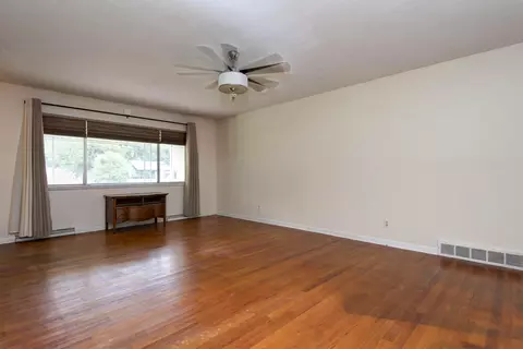Living - 2619 E Stanford St, Springfield, MO 65804 photo 1 of 6