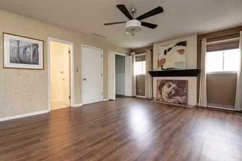Living - 2619 E Stanford St, Springfield, MO 65804 photo 6 of 6