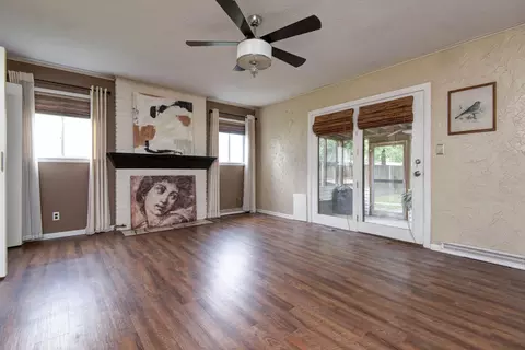 Living - 2619 E Stanford St, Springfield, MO 65804 photo 5 of 6