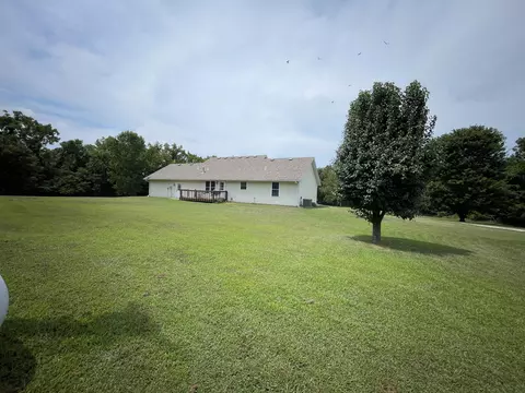 Exterior - 5910 S St Highway 5, Ava, MO 65608 photo 6 of 16