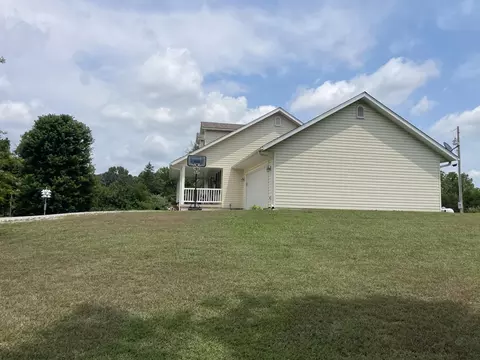 Exterior - 5910 S St Highway 5, Ava, MO 65608 photo 9 of 16