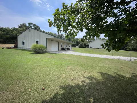 Exterior - 5910 S St Highway 5, Ava, MO 65608 photo 14 of 16