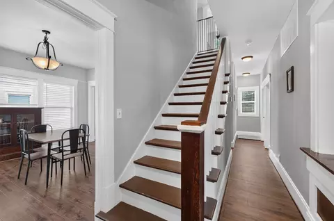 Entry Way - 1040 W State St, Springfield, MO 65806 photo 4 of 4