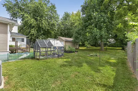 Exterior - 1040 W State St, Springfield, MO 65806 photo 6 of 8