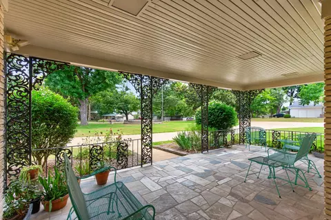 Exterior - 520 Parnell Dr, Branson, MO 65616 photo 8 of 16