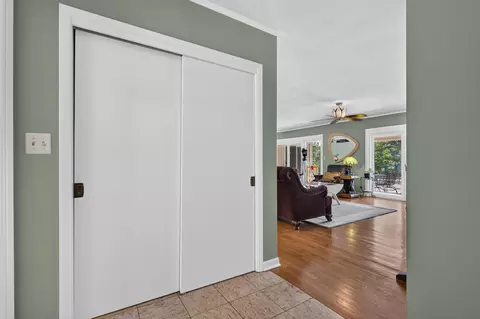 Entry Way - 520 Parnell Dr, Branson, MO 65616 photo 2 of 2