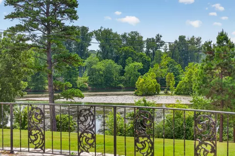 View/Area - 520 Parnell Dr, Branson, MO 65616 photo 1 of 14