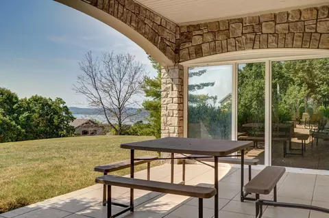 Exterior - 14 Dalton Cir, Branson, MO 65616 photo 7 of 19