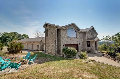 Exterior - 14 Dalton Cir, Branson, MO 65616 photo 4 of 19