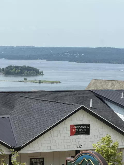 View/Area - 135 Chateau Mountain Ln, Branson, MO 65616 photo 2 of 2