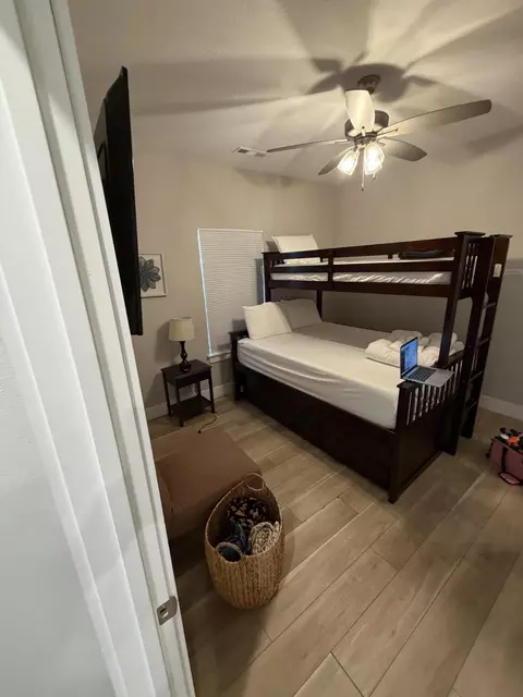 Bedroom - 135 Chateau Mountain Ln, Branson, MO 65616 photo 2 of 5