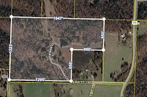 24 Yankee Ln, Lebanon, MO 65536