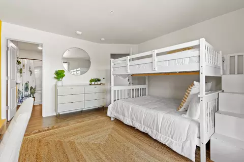 Bedroom - 403 Veterans Blvd #401, Branson, MO 65616 photo 4 of 4