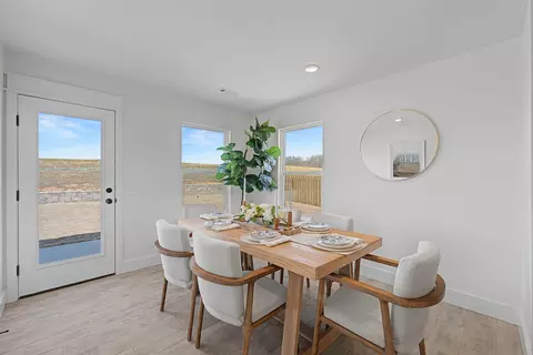 Dining - 1005 W Pebblebrooke Dr, Ozark, MO 65721 photo 1 of 2