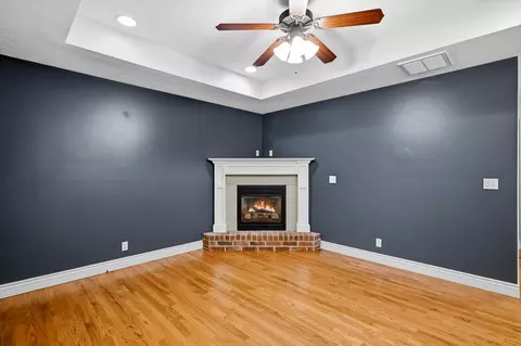 Living - 1504 S Blockade Rd, Republic, MO 65738 photo 3 of 5