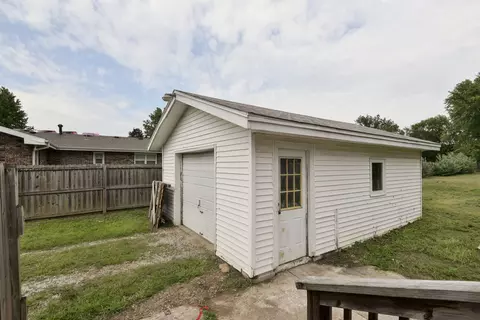 Other - 604 N Meteor Ave, Springfield, MO 65802 photo 3 of 4