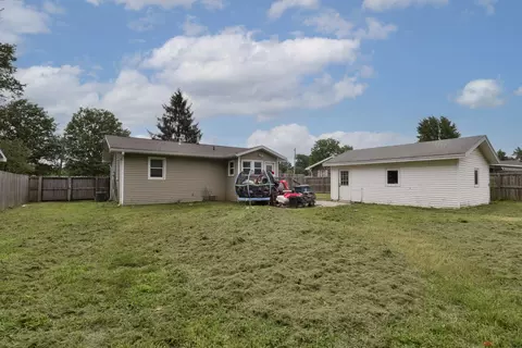 Exterior - 604 N Meteor Ave, Springfield, MO 65802 photo 3 of 6
