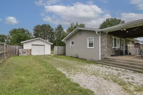 Exterior - 604 N Meteor Ave, Springfield, MO 65802 photo 4 of 6