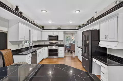 Kitchen - 5809 S Clay Ave, Springfield, MO 65810 photo 1 of 5