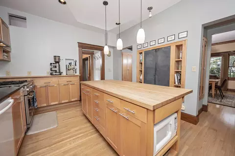 Kitchen - 941 S Pickwick Ave, Springfield, MO 65804 photo 2 of 6