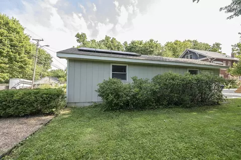 Exterior - 941 S Pickwick Ave, Springfield, MO 65804 photo 4 of 8