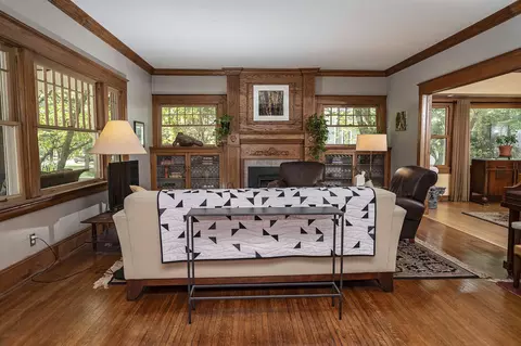 Living - 941 S Pickwick Ave, Springfield, MO 65804 photo 1 of 3