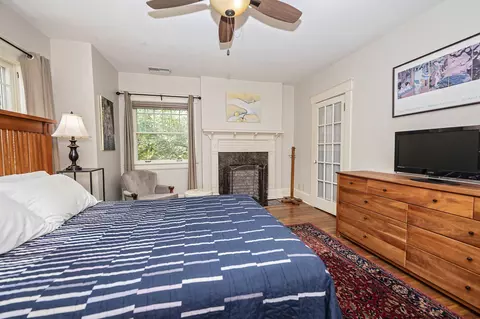 Bedroom - 941 S Pickwick Ave, Springfield, MO 65804 photo 3 of 11